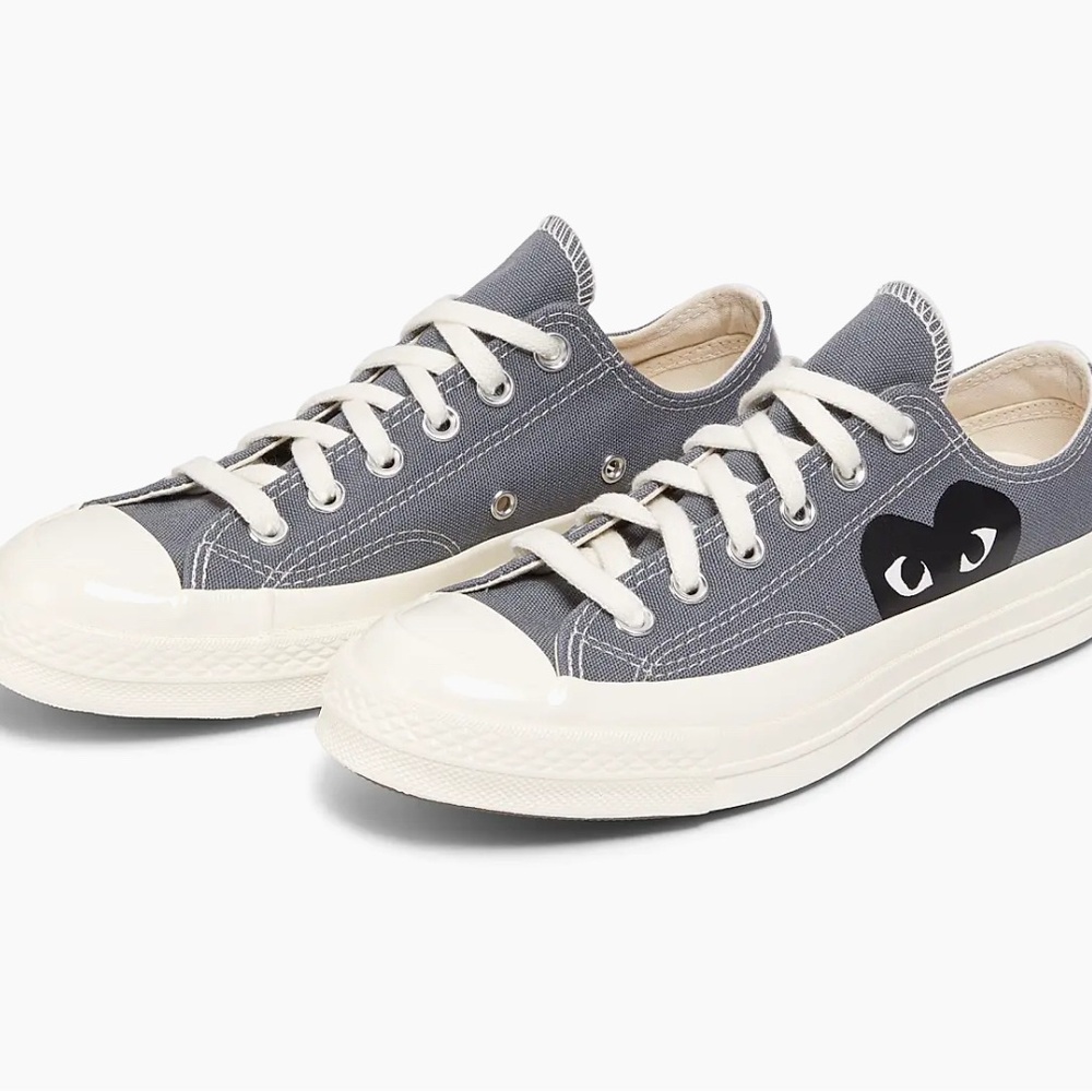 Brand new COMME des GARCONS PLAY Converse Logo Low Top Sneakers grey M 7 W9